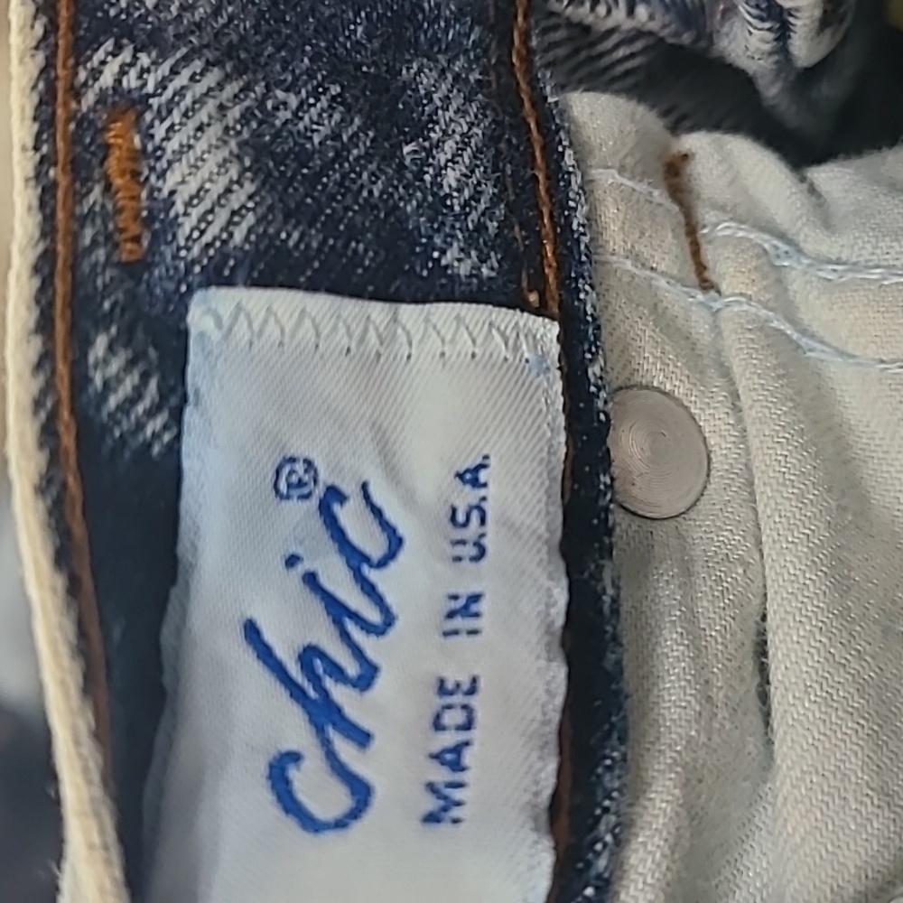 Vintage Chic acid wash dark Mom Jeans. Made in USA - Picture 5 of 7